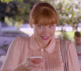 Black Mirror Season 3 Episode 1 RECAP “Nosedive”